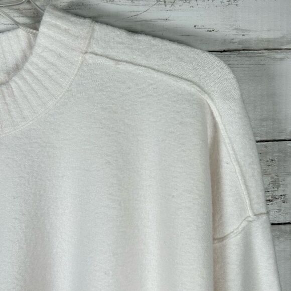 Free People Phoebe White Knit Pullover Tunic Slit Oversized Sweater S NEW $168 - Picture 8 of 11